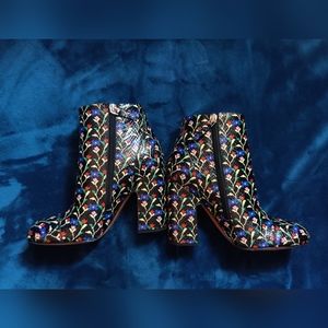 Marc Jacobs Ankle Length Flower Pattern Cora Boots Snakeskin Texture